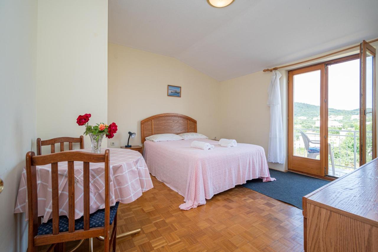 Apartments And Rooms By The Sea Mrljane, Pasman - 327 Neviđane Kültér fotó
